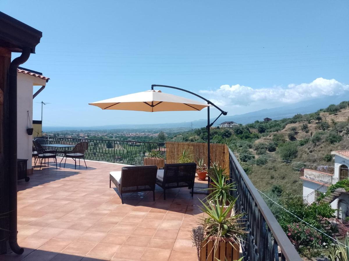Flat With Panoramic Terrace And Private Pool Mt5X3 Apartamento Taormina Exterior foto