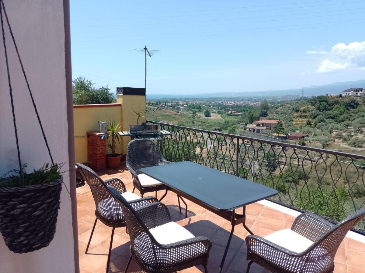 Flat With Panoramic Terrace And Private Pool Mt5X3 Apartamento Taormina Exterior foto