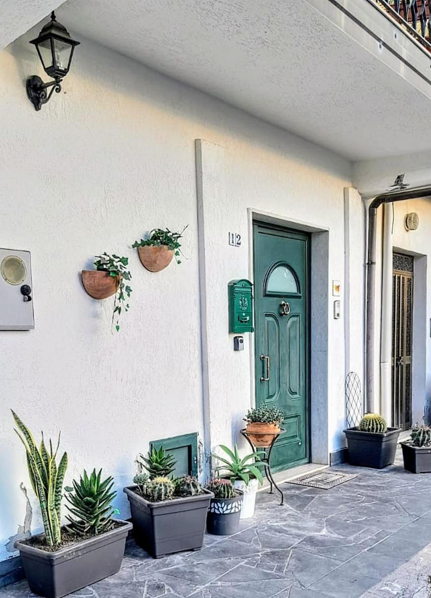 Flat With Panoramic Terrace And Private Pool Mt5X3 Apartamento Taormina Exterior foto